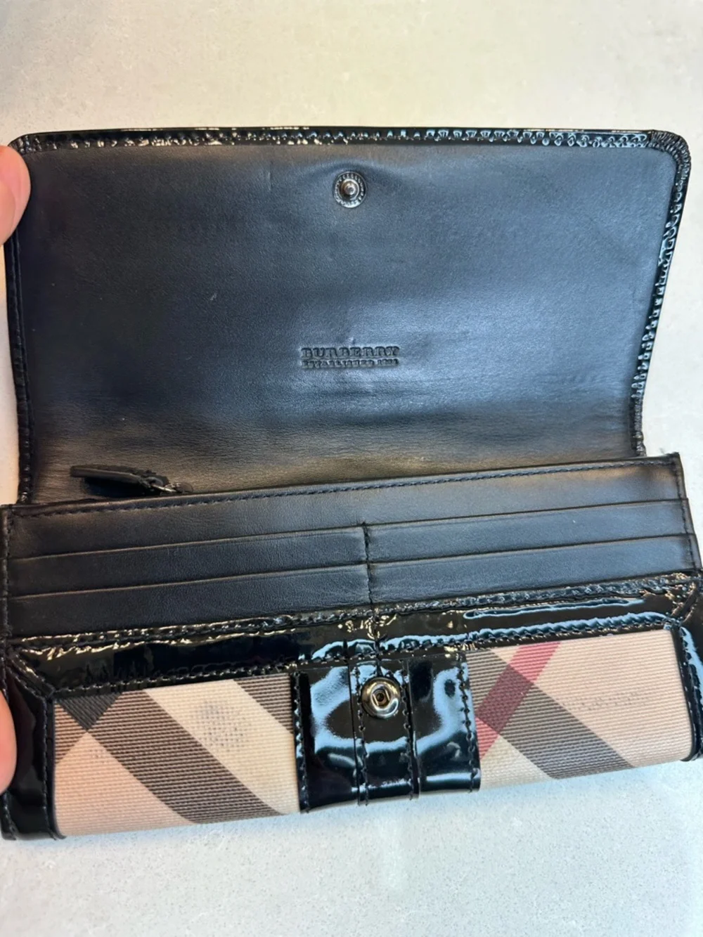 Burberry Beige Plaid Wallet with Black Patent Trim - Picture 4 of 9